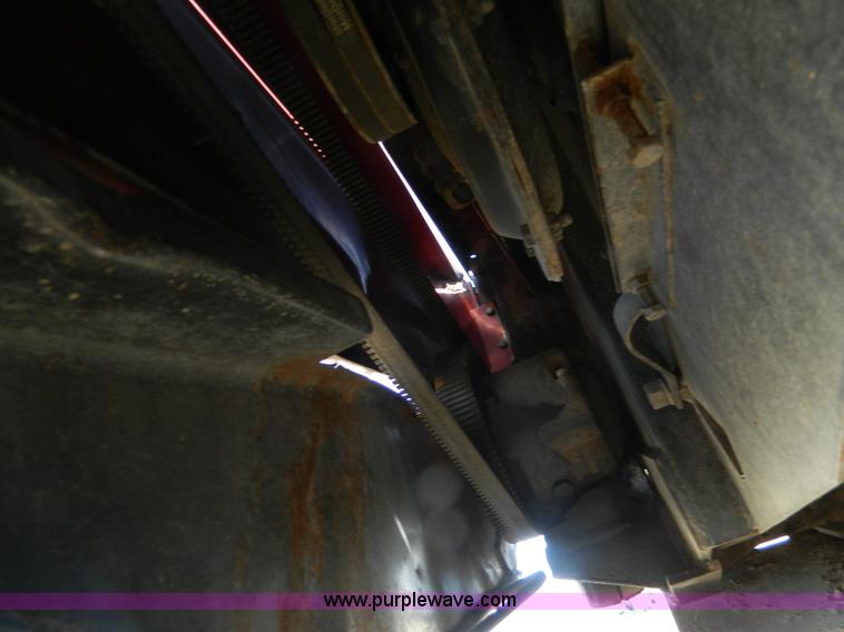 image for item H2318 2000 Mac Don 9350 self-propelled swather