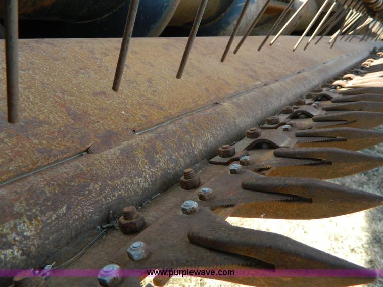 image for item H2318 2000 Mac Don 9350 self-propelled swather