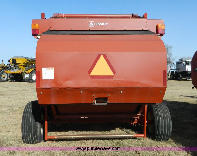image for item H2319 2003 Hesston 956 Autocycle round baler