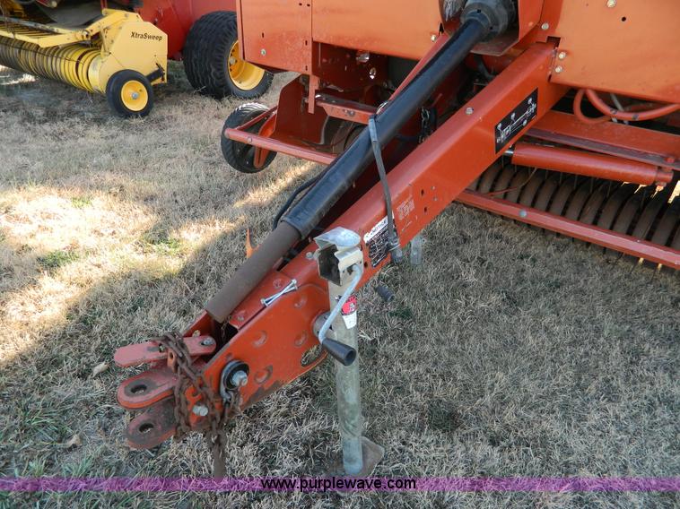 image for item H2319 2003 Hesston 956 Autocycle round baler