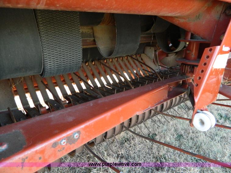 image for item H2319 2003 Hesston 956 Autocycle round baler