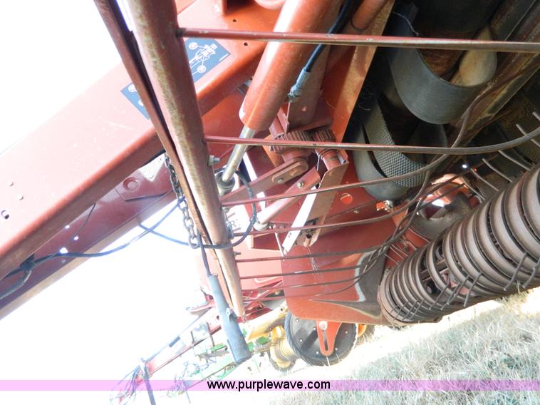 image for item H2319 2003 Hesston 956 Autocycle round baler