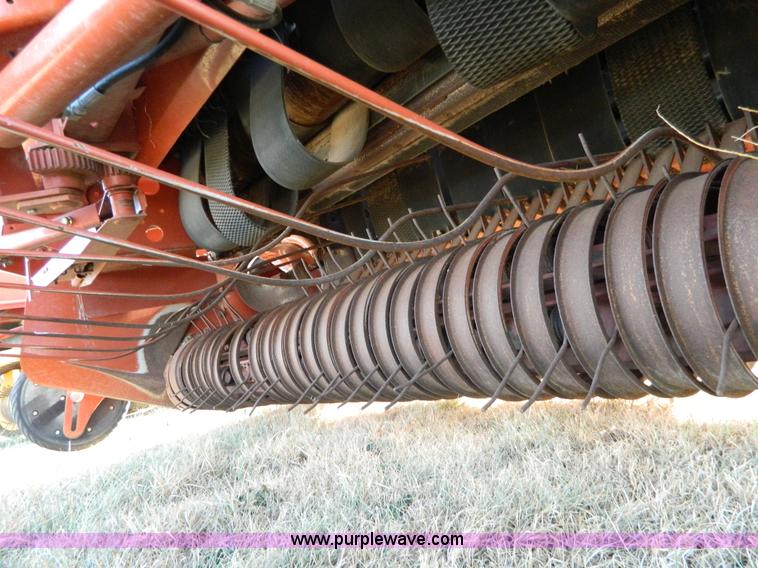 image for item H2319 2003 Hesston 956 Autocycle round baler