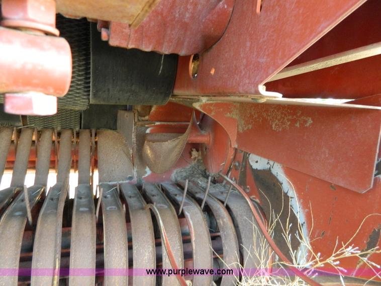 image for item H2319 2003 Hesston 956 Autocycle round baler