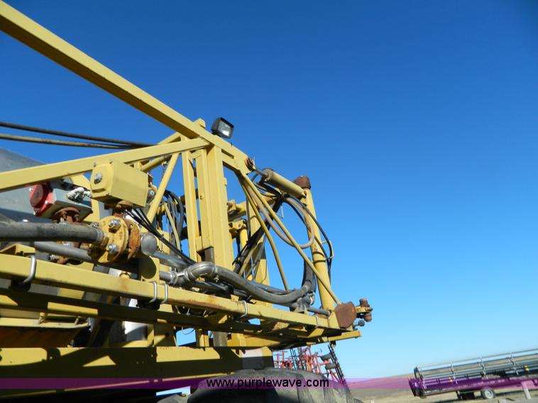 image for item H2320 1996 Ag-Chem RoGator 854 self-propelled sprayer