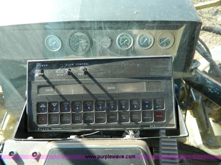 image for item H2320 1996 Ag-Chem RoGator 854 self-propelled sprayer