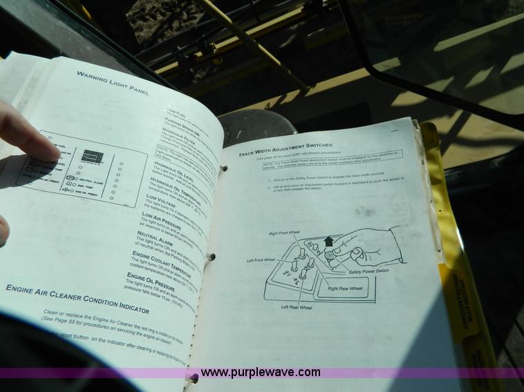 image for item H2320 1996 Ag-Chem RoGator 854 self-propelled sprayer