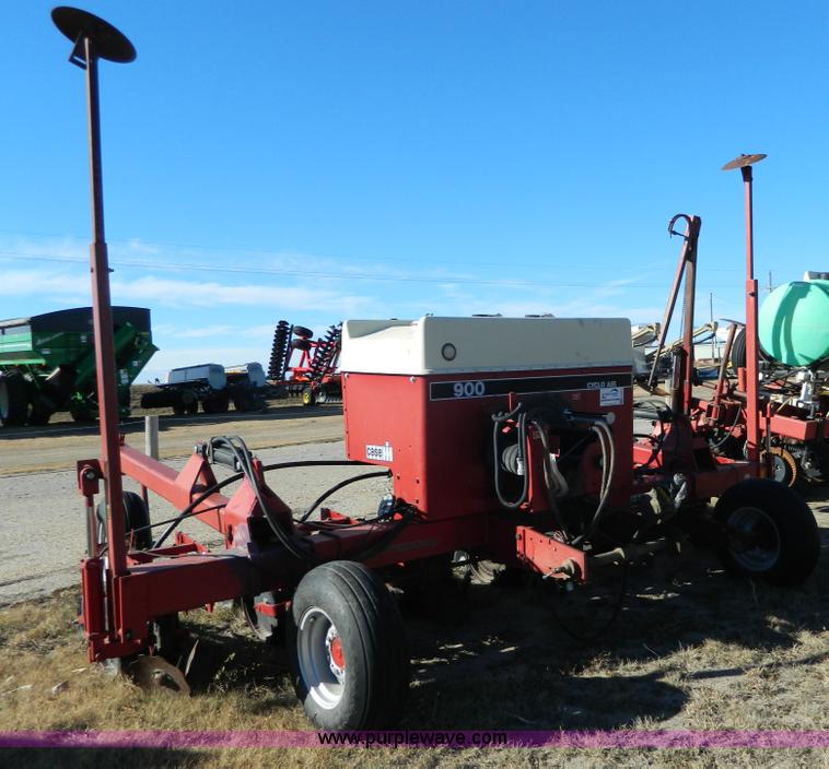 image for item H2323 1980 Case IH 900 platner