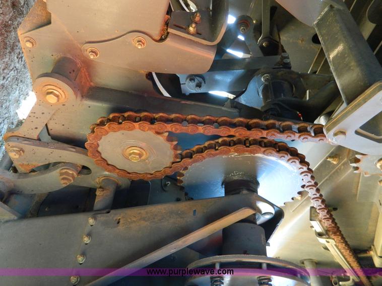 image for item H2324 2007 AGCO 7444 large square baler