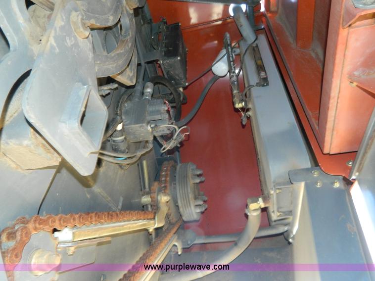 image for item H2324 2007 AGCO 7444 large square baler