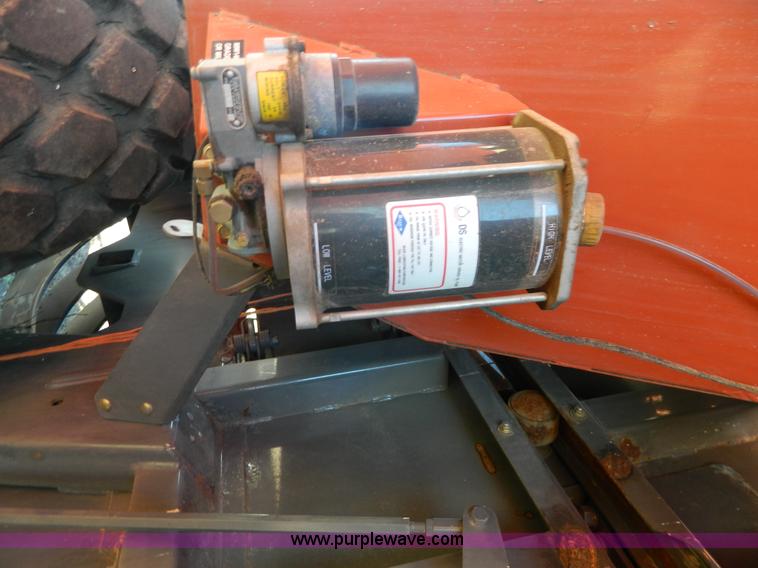 image for item H2324 2007 AGCO 7444 large square baler