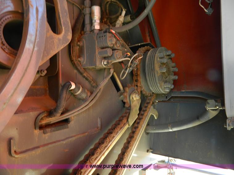 image for item H2324 2007 AGCO 7444 large square baler