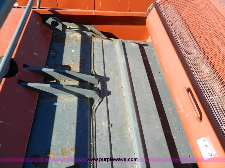 image for item H2324 2007 AGCO 7444 large square baler