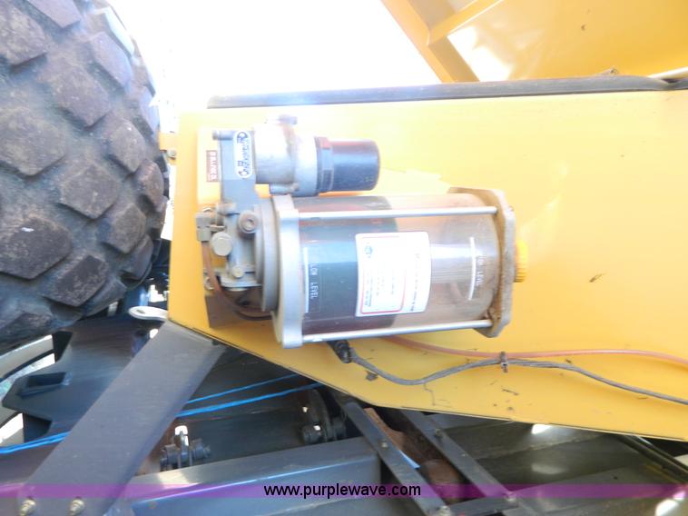 image for item H2325 2008 Challenger LB44B large square baler