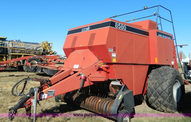 image for item H2326 1990 Case IH 8580 large square baler