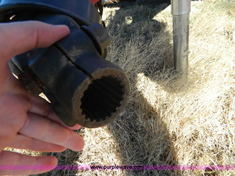 image for item H2326 1990 Case IH 8580 large square baler