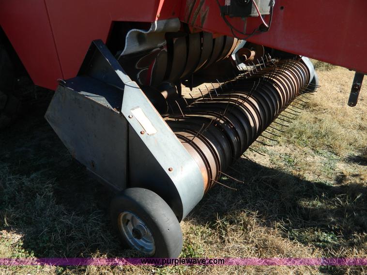 image for item H2326 1990 Case IH 8580 large square baler