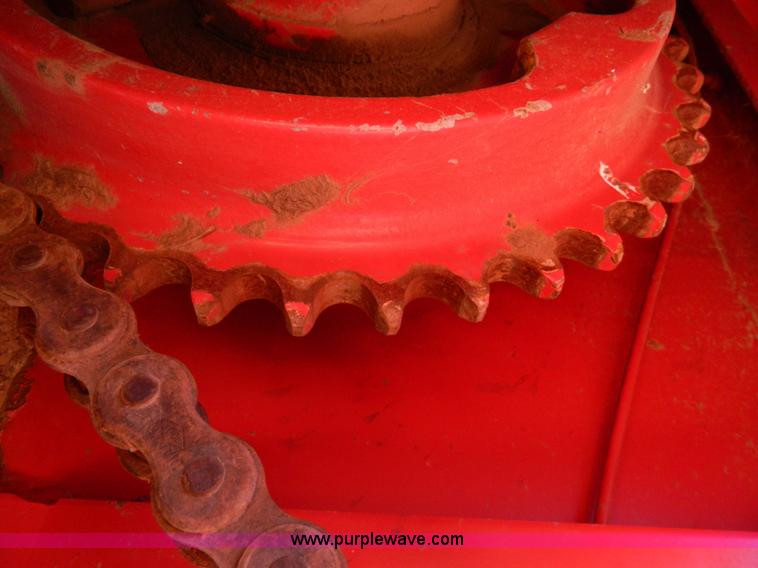 image for item H2326 1990 Case IH 8580 large square baler