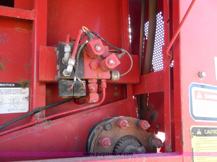 image for item H2326 1990 Case IH 8580 large square baler