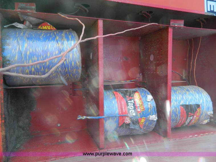 image for item H2326 1990 Case IH 8580 large square baler