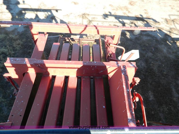 image for item H2326 1990 Case IH 8580 large square baler