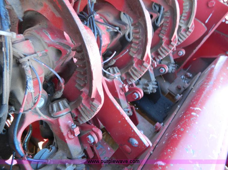 image for item H2326 1990 Case IH 8580 large square baler