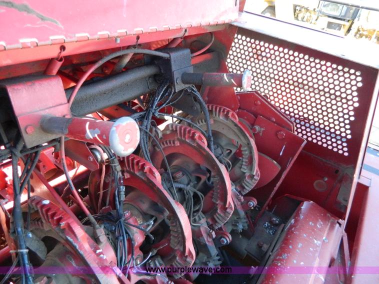 image for item H2326 1990 Case IH 8580 large square baler