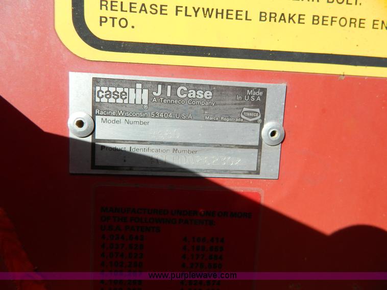 image for item H2326 1990 Case IH 8580 large square baler