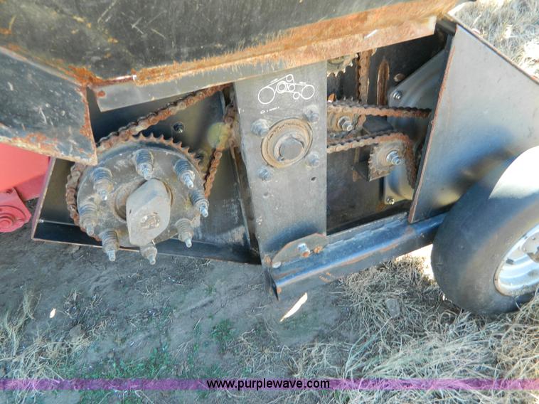 image for item H2326 1990 Case IH 8580 large square baler