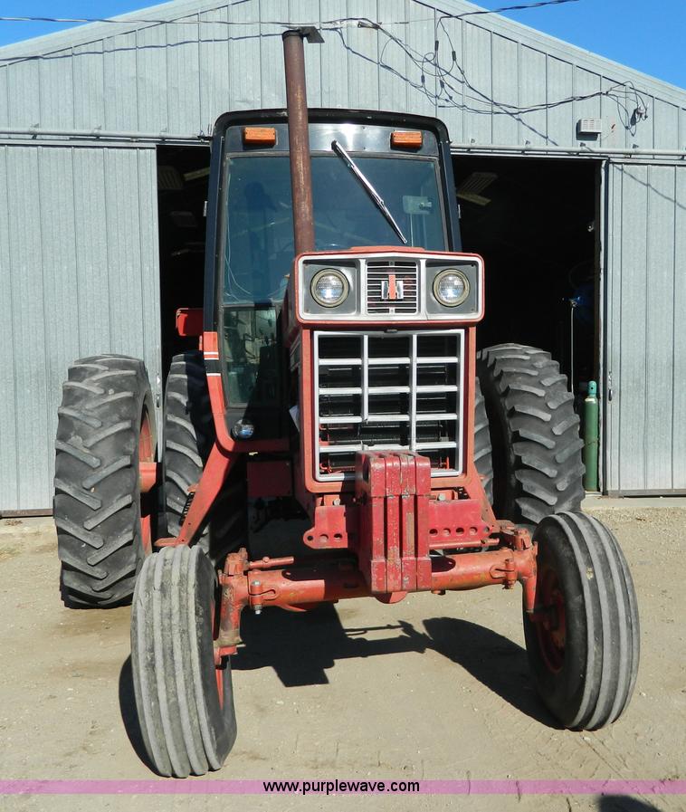 image for item H2329 International 1086 tractor