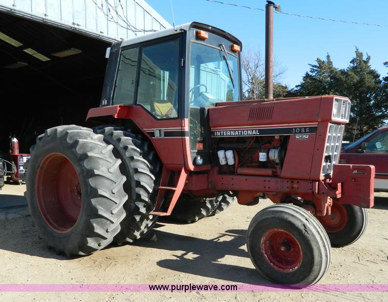 image for item H2329 International 1086 tractor