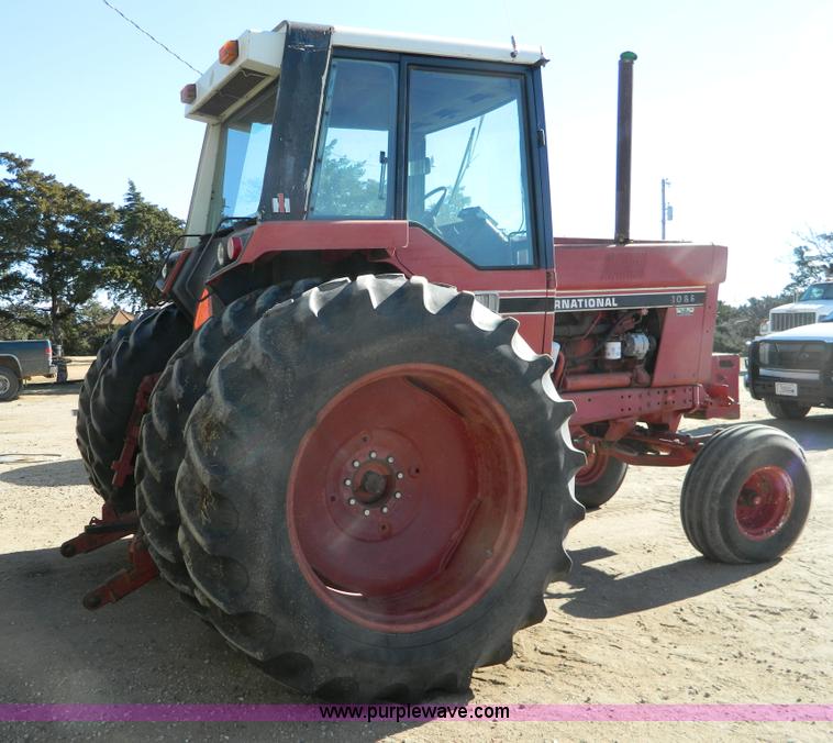 image for item H2329 International 1086 tractor