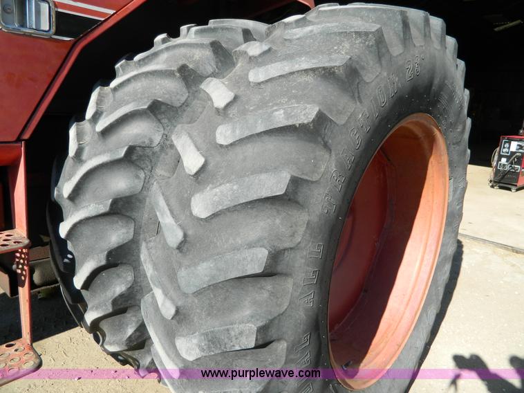 image for item H2329 International 1086 tractor