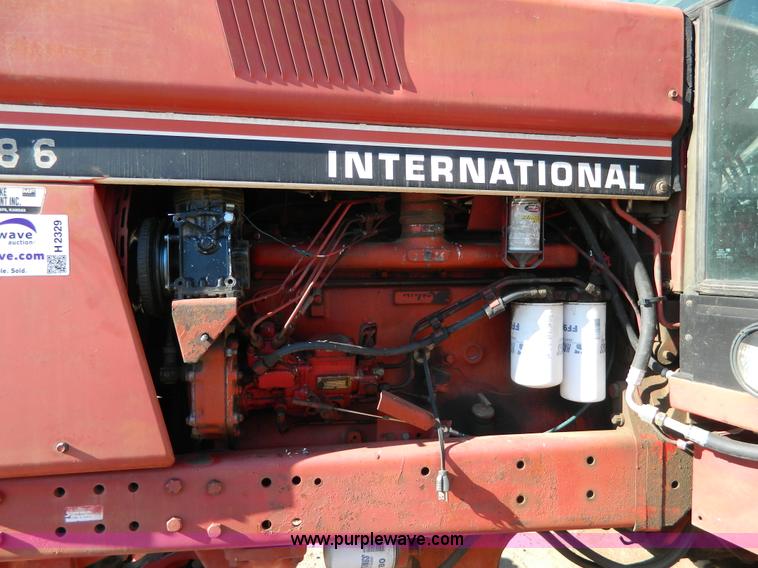 image for item H2329 International 1086 tractor