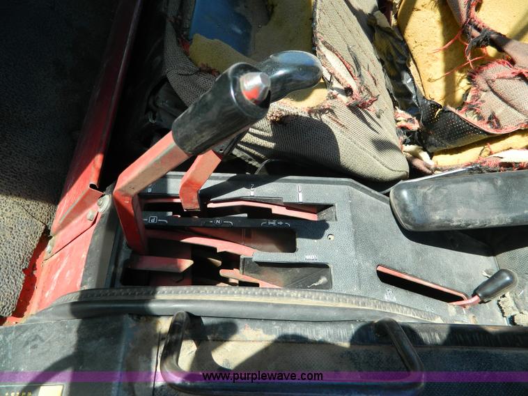 image for item H2329 International 1086 tractor