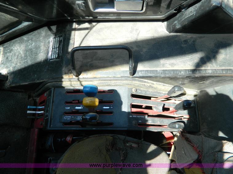 image for item H2329 International 1086 tractor