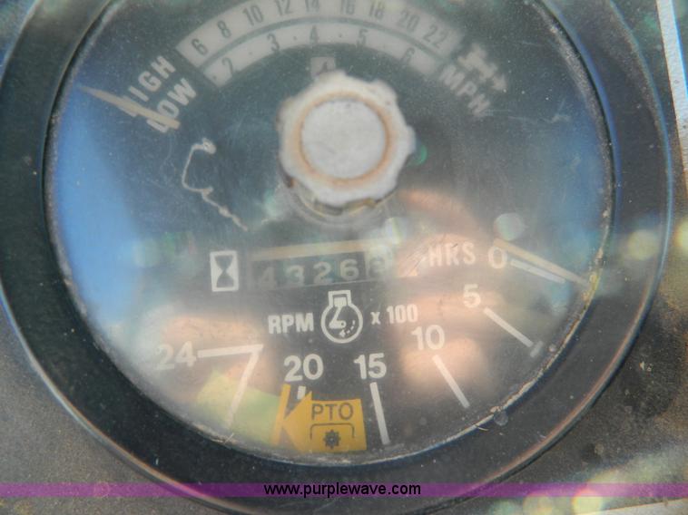 image for item H2329 International 1086 tractor