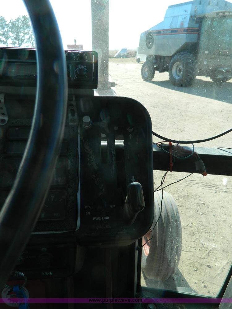 image for item H2329 International 1086 tractor