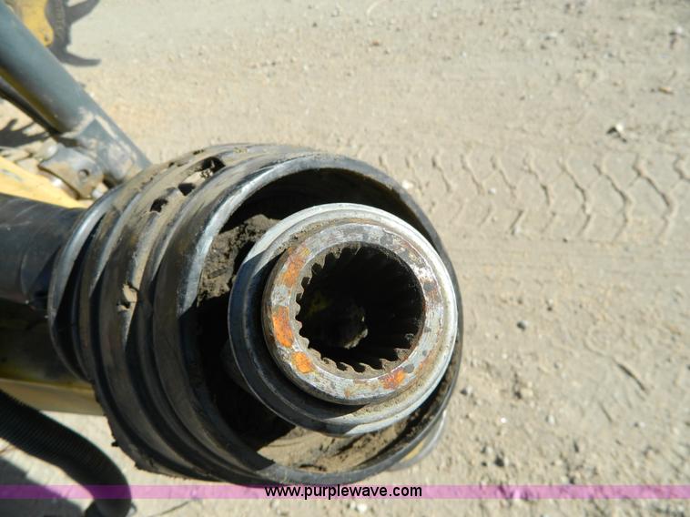 image for item H2330 1995 Vermeer 605K round baler