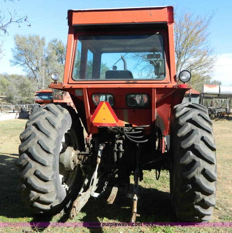 image for item H2349 1974 Massey Ferguson 1085 tractor