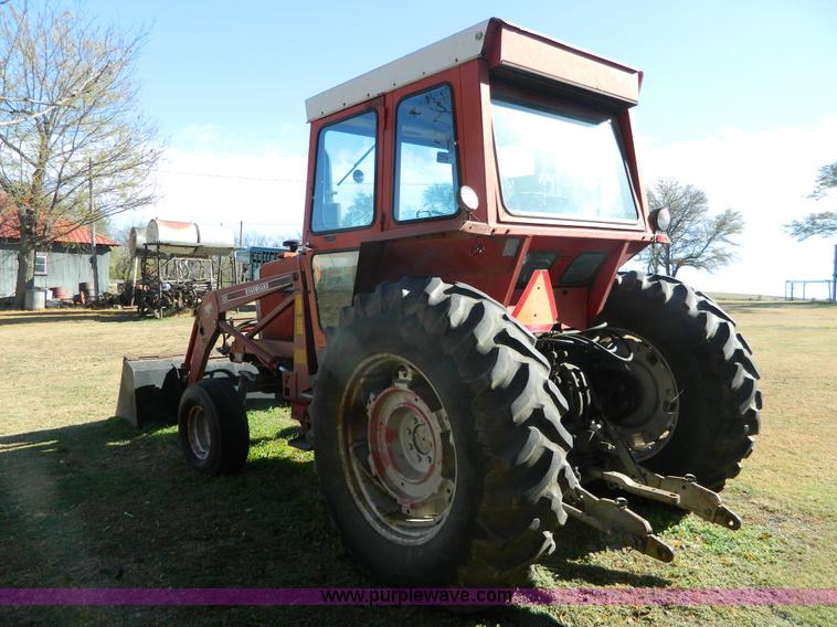image for item H2349 1974 Massey Ferguson 1085 tractor