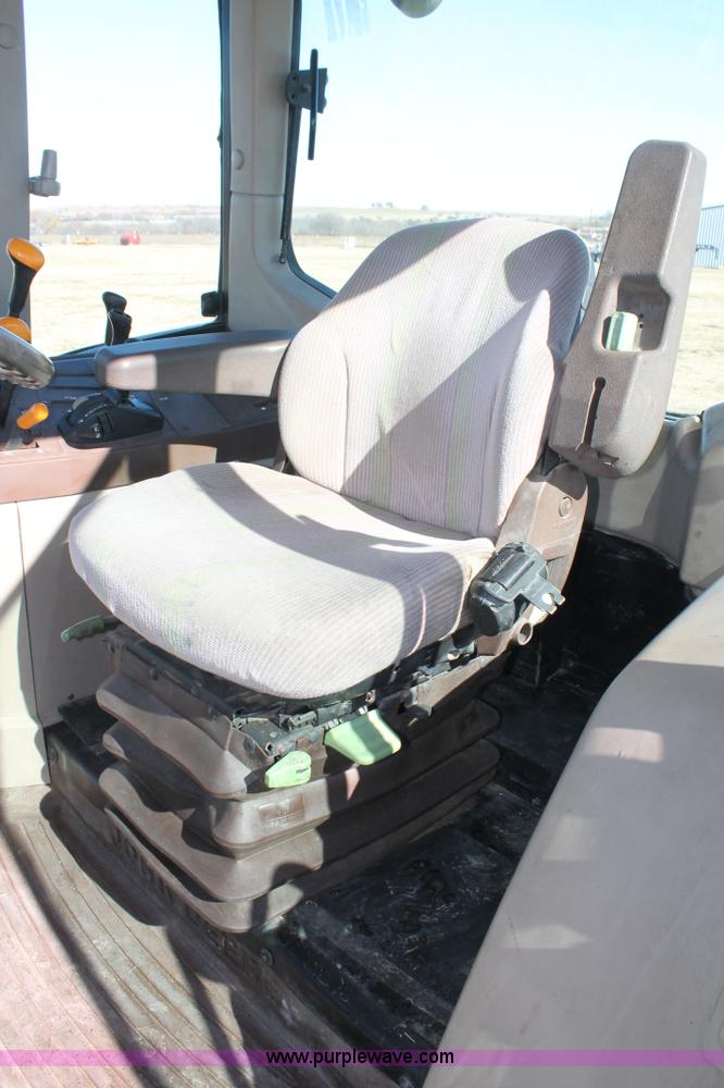 image for item H5509 2007 John Deere 6615 MFWD tractor