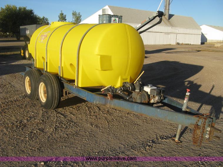 image for item H9394 Schaben 1,025 gallon nurse trailer