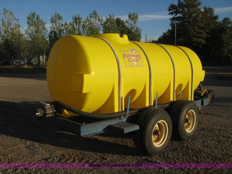 image for item H9394 Schaben 1,025 gallon nurse trailer