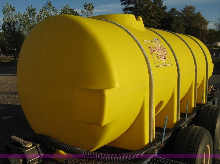 image for item H9394 Schaben 1,025 gallon nurse trailer