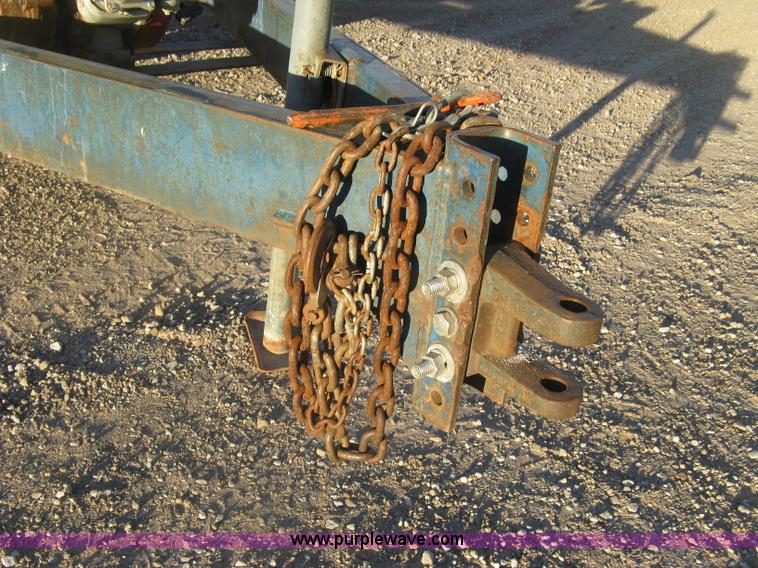 image for item H9394 Schaben 1,025 gallon nurse trailer