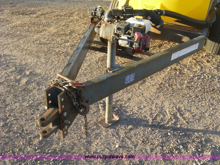 image for item H9394 Schaben 1,025 gallon nurse trailer