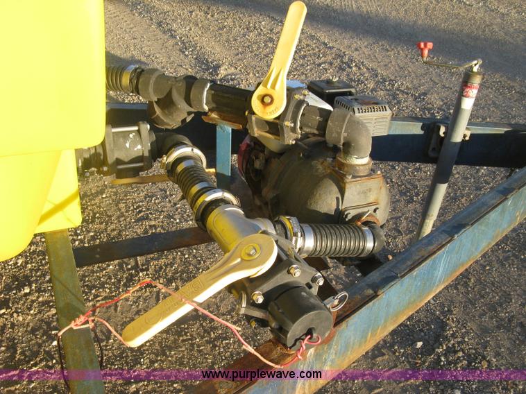 image for item H9394 Schaben 1,025 gallon nurse trailer