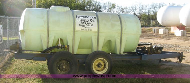 image for item H9396 Schaben 1,000 gallon nurse tank trailer