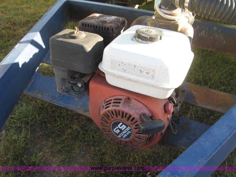 image for item H9396 Schaben 1,000 gallon nurse tank trailer